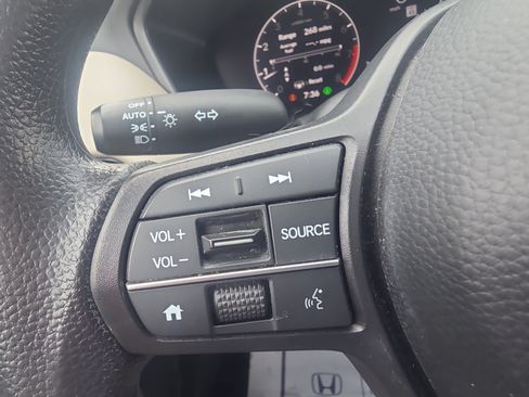 Used 2024 Honda HR-V LX image 26