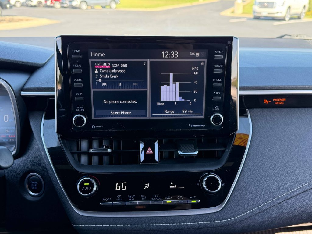 Used 2022 Toyota Corolla SE FWD image 30