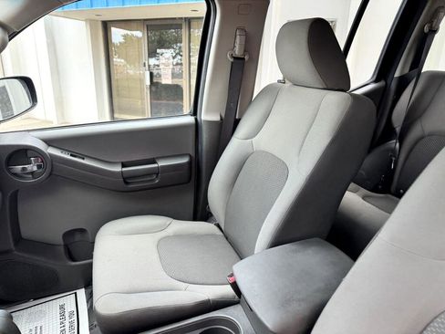 Used 2013 Nissan Xterra S w/ Value Package image 13