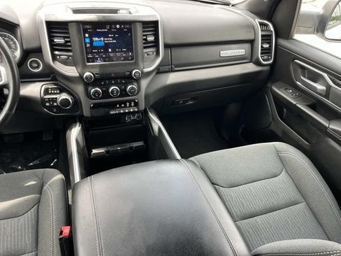 Used 2022 RAM 1500 Big Horn AWD/4WD image 16