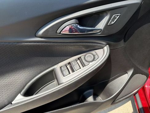 Used 2021 Chevrolet Malibu RS FWD image 15