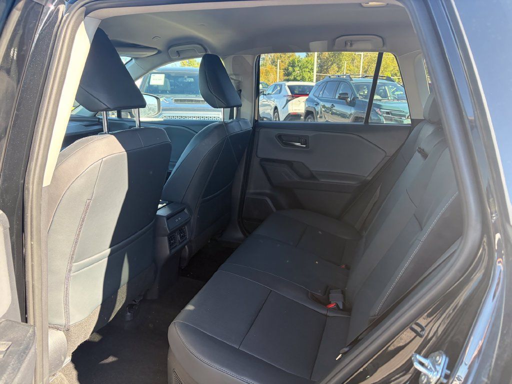 Used 2026 Toyota RAV4 XLE Premium AWD/4WD image 5