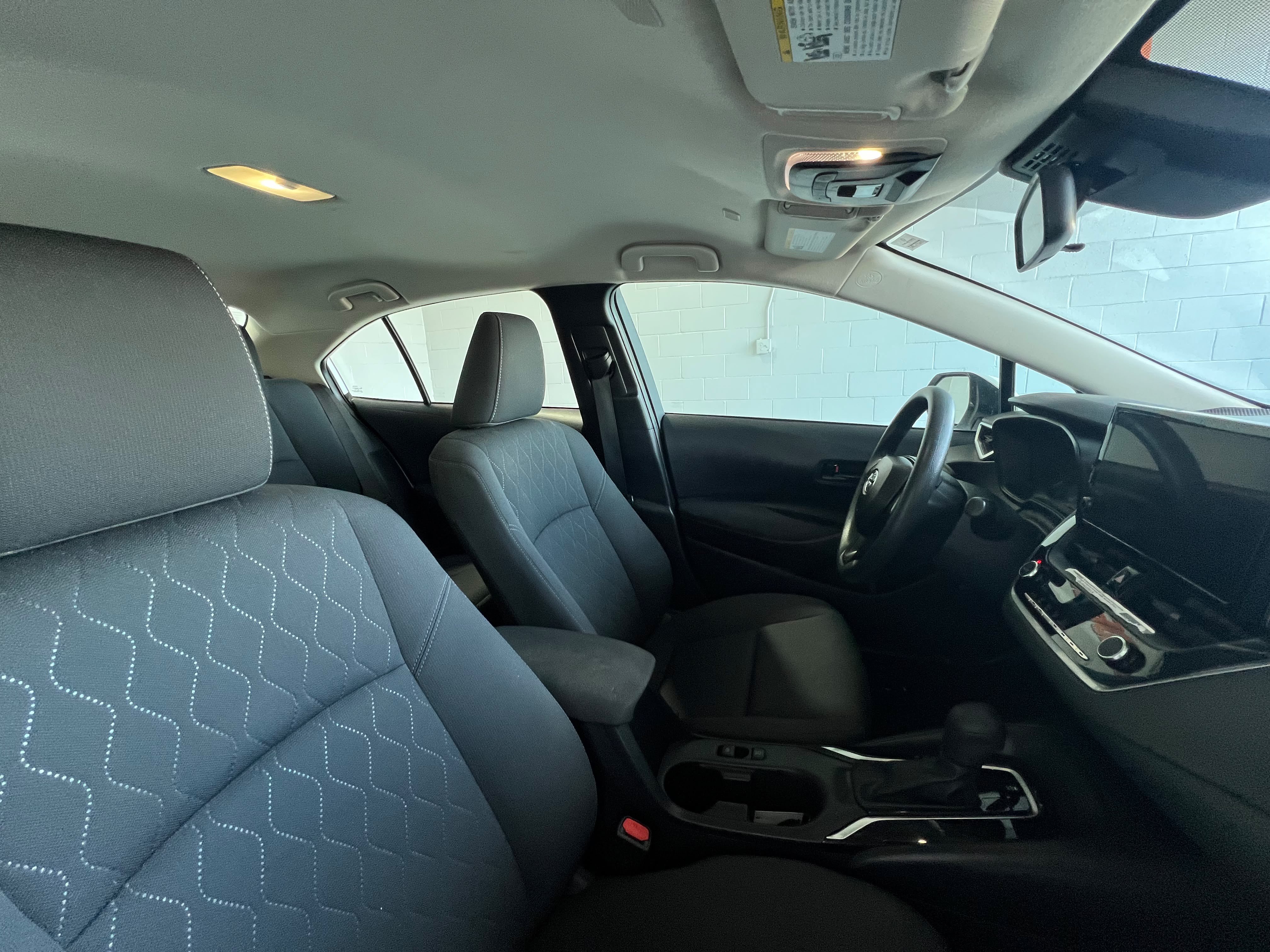 Used 2023 Toyota Corolla LE w/ LE Convenience Package FWD image 15