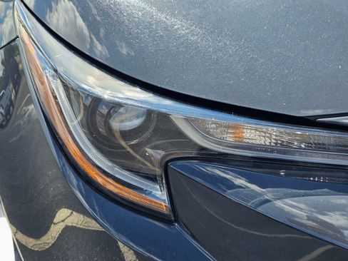 Used 2023 Toyota Corolla LE FWD image 4