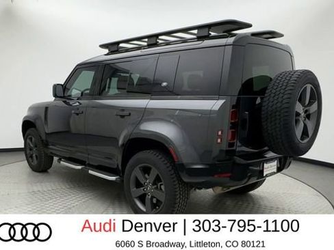 Used 2022 Land Rover Defender 110 X-Dynamic SE image 4