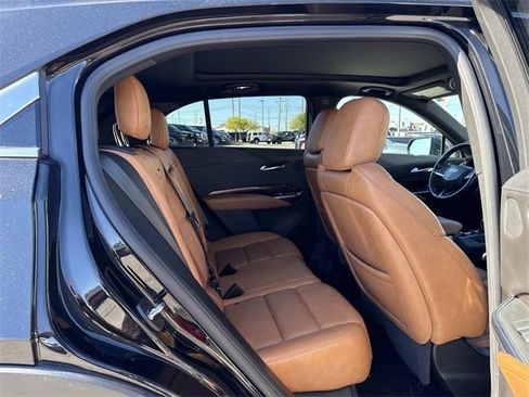 Certified 2022 Cadillac XT4 Premium Luxury w/ Enhanced Visibility Package image 16