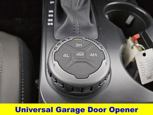 New 2025 Ford Bronco Outer Banks image 18