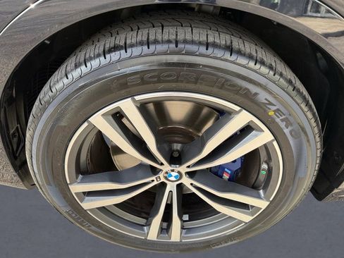Used 2021 BMW X7 M50i w/ Cold Weather Package image 8