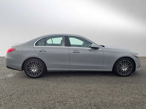 Used 2025 Mercedes-Benz C 300 4MATIC Sedan image 2