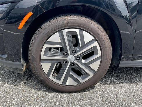 Used 2023 Hyundai Kona SEL FWD image 9
