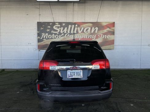 Used 2017 GMC Terrain SLE image 4