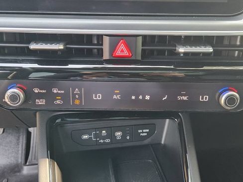 Used 2025 Kia K5 GT FWD image 19