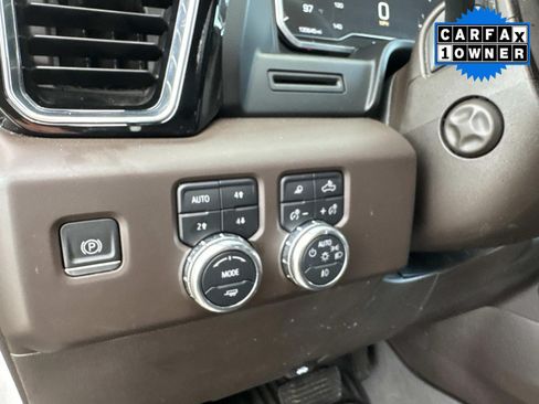 Used 2022 GMC Sierra 1500 Denali AWD/4WD image 39