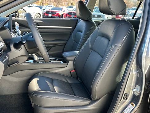 New 2025 Nissan Altima 2.5 SL image 6