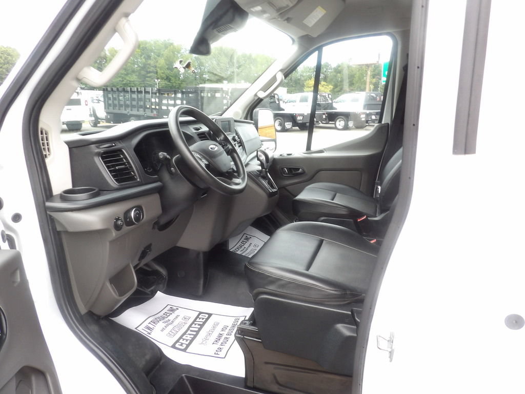 Used 2023 Ford Transit 350 DRW RWD image 16