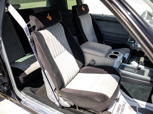 Used 1987 Buick Regal Coupe RWD image 40