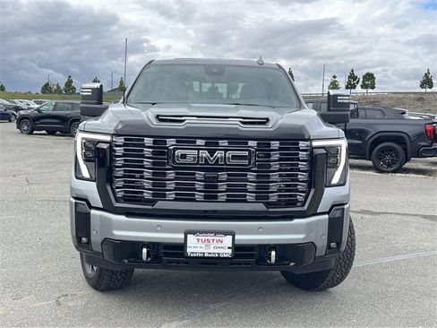 New 2026 GMC Sierra 2500 Denali Ultimate w/ Max Trailering Package image 8