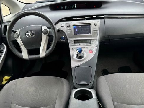 Used 2015 Toyota Prius Two image 13