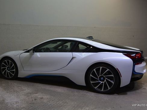 Used 2014 BMW i8 image 23