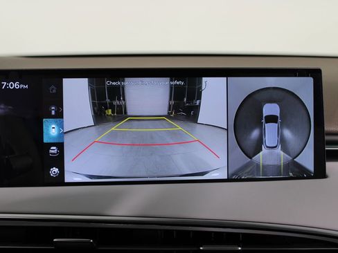 Used 2026 Genesis GV70 2.5T Advanced image 27