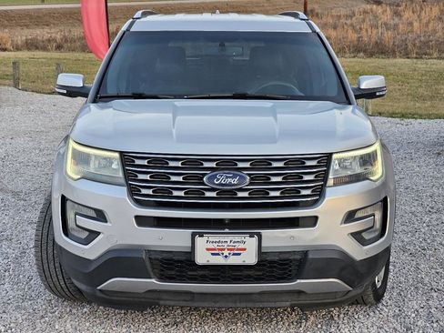 Used 2016 Ford Explorer Limited image 13