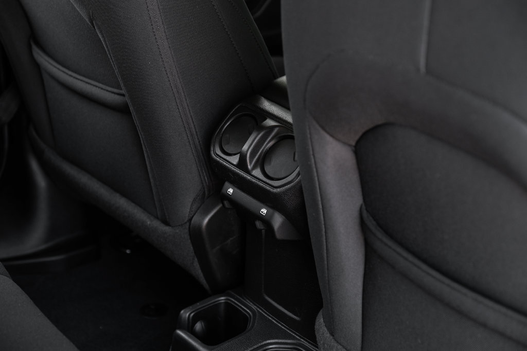 Used 2022 Jeep Wrangler Unlimited Sport AWD/4WD image 48