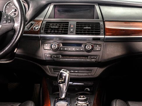 Used 2012 BMW X5 xDrive50i image 30