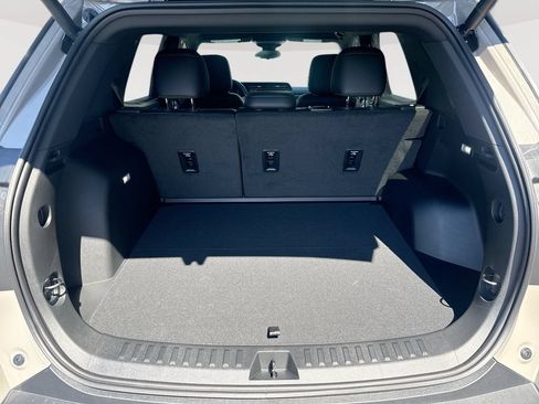 New 2026 GMC Terrain Elevation w/ Elevation Premium Package AWD/4WD image 25