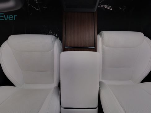 Used 2023 Tesla Model X AWD/4WD image 27