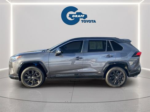Used 2022 Toyota RAV4 XSE w/ XSE Grade Weather Package image 3
