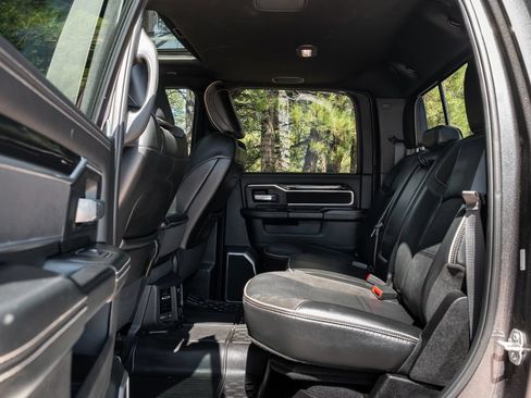 Used 2020 RAM 3500 Laramie AWD/4WD image 26
