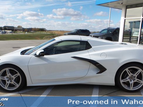 Used 2025 Chevrolet Corvette Stingray Convertible w/ Battery Protection Package image 2
