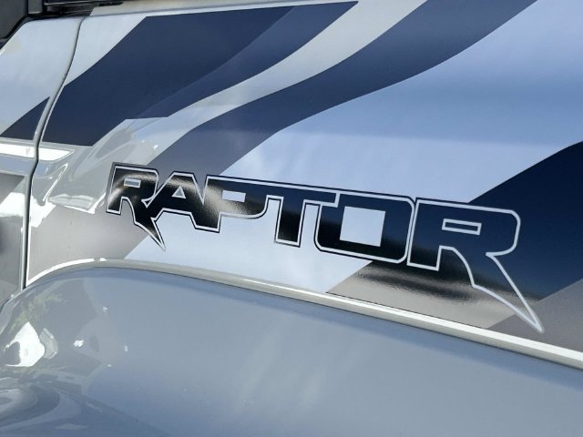 Used 2025 Ford Bronco Raptor AWD/4WD image 8