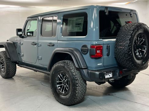 Used 2026 Jeep Wrangler Unlimited Rubicon 392 w/ Quick Order Package 27X Moab AWD/4WD image 3