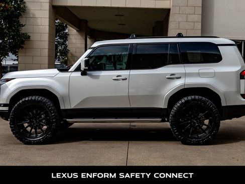 Used 2024 Lexus GX 550 w/ Accessory Package (Z1) AWD/4WD image 6