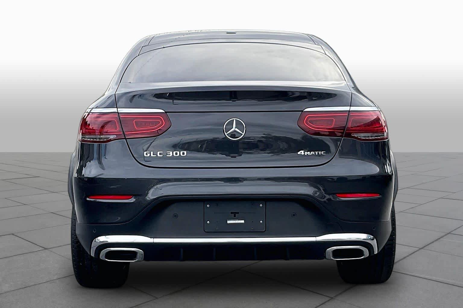 Used 2020 Mercedes-Benz GLC 300 4MATIC Coupe image 4