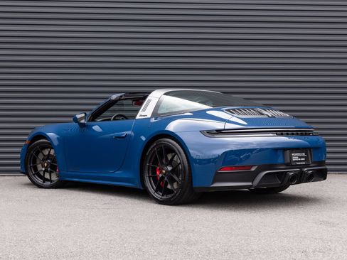 Certified 2025 Porsche 911 Targa 4 GTS AWD/4WD image 6