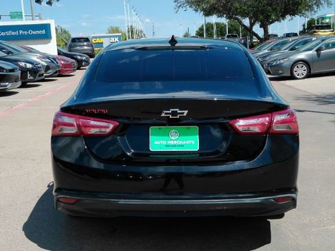 Used 2023 Chevrolet Malibu LT w/ Redline Edition image 7