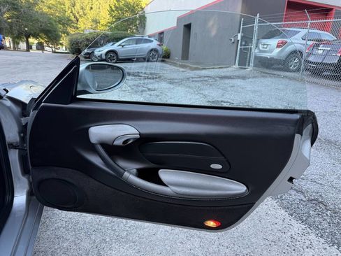 Used 2002 Porsche Boxster image 26