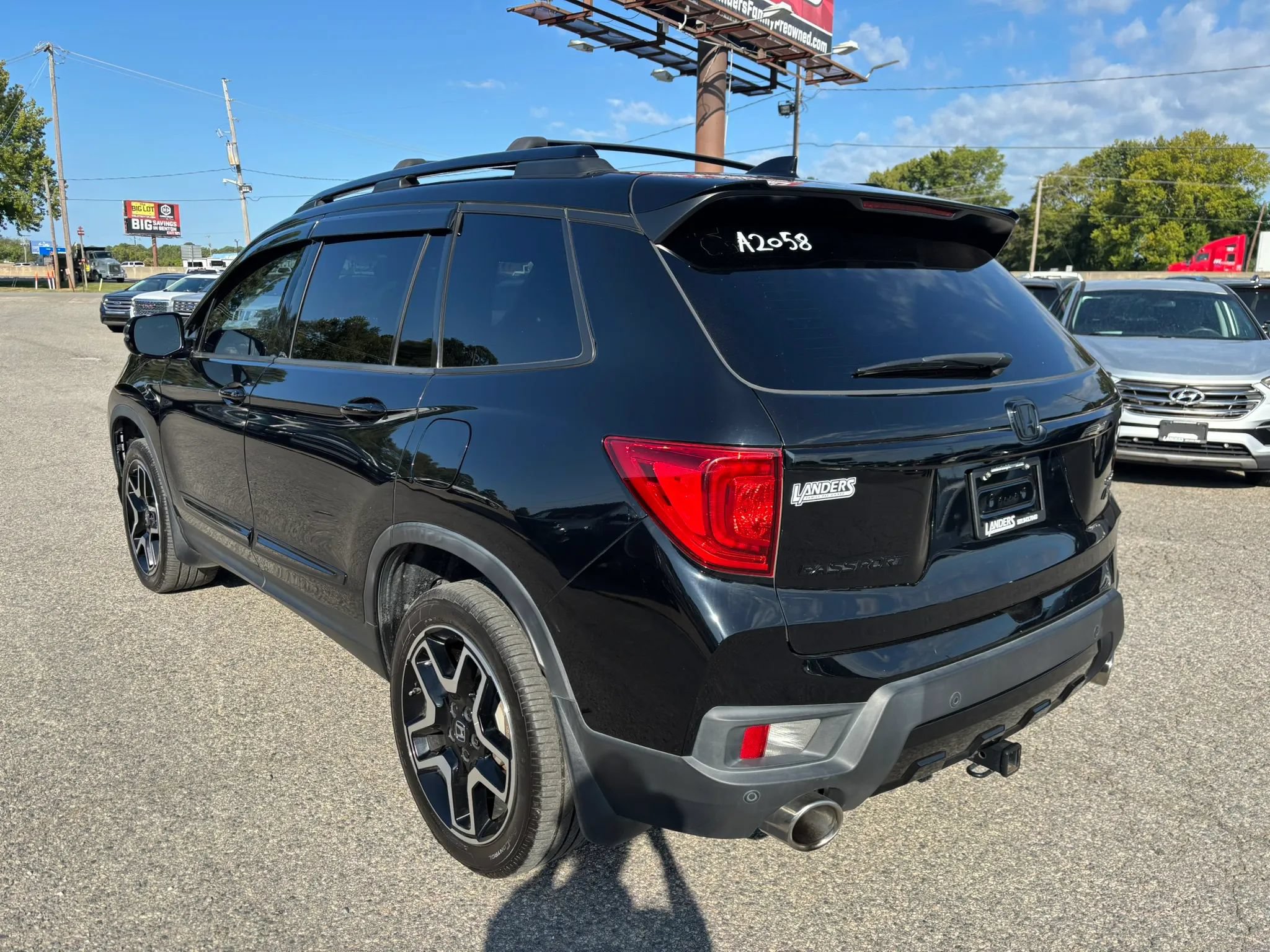 Used 2022 Honda Passport Elite image 3