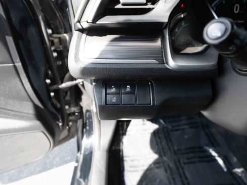 Used 2019 Honda Civic EX image 11