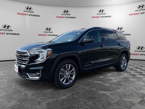 Used 2024 GMC Terrain SLT AWD/4WD image 7