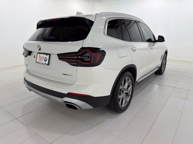 Used 2022 BMW X3 xDrive30i w/ Convenience Package AWD/4WD image 5