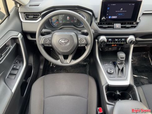 Certified 2025 Toyota RAV4 LE AWD/4WD image 16