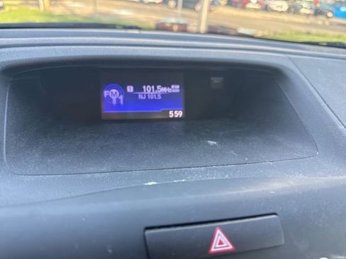 Used 2015 Honda CR-V LX image 9