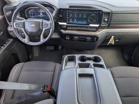 Used 2023 Chevrolet Silverado 1500 LT RWD image 9