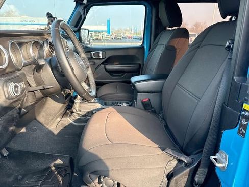 Used 2021 Jeep Wrangler Sport image 20