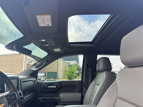 Used 2020 Chevrolet Silverado 1500 LTZ w/ LTZ Premium Package image 11