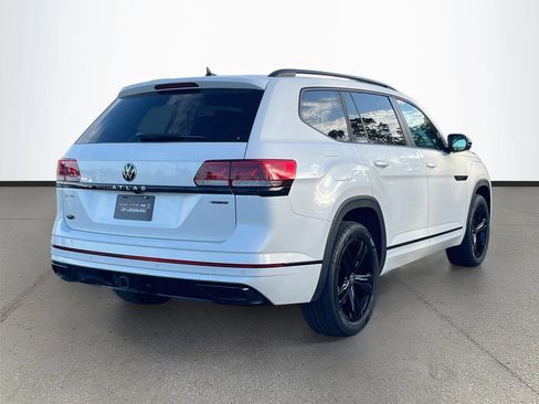 Used 2023 Volkswagen Atlas SEL R-Line AWD/4WD image 7