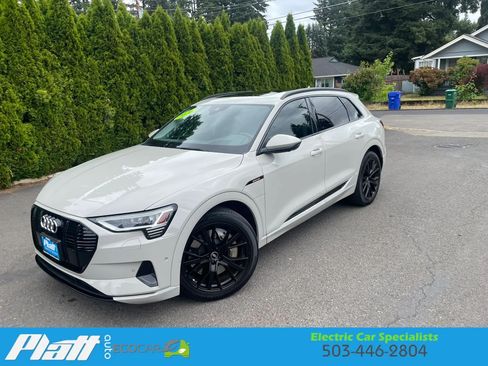 Used 2021 Audi e-tron Prestige w/ Prestige Package AWD/4WD image 3